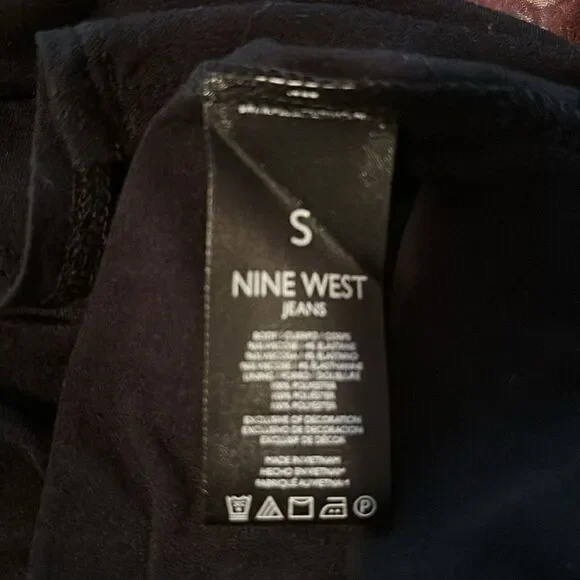 Nine West top  - Picture 8 of 8